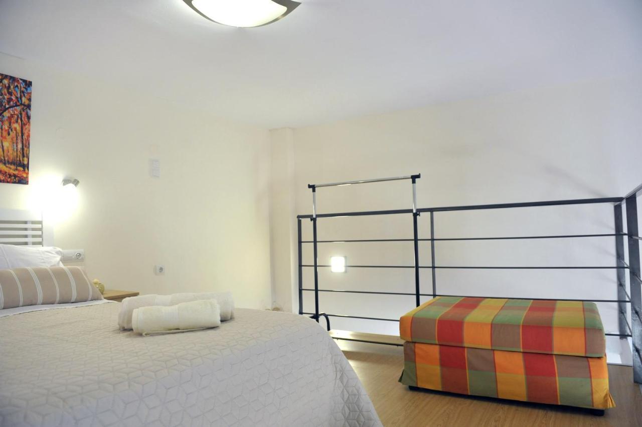 Adonis Apartment