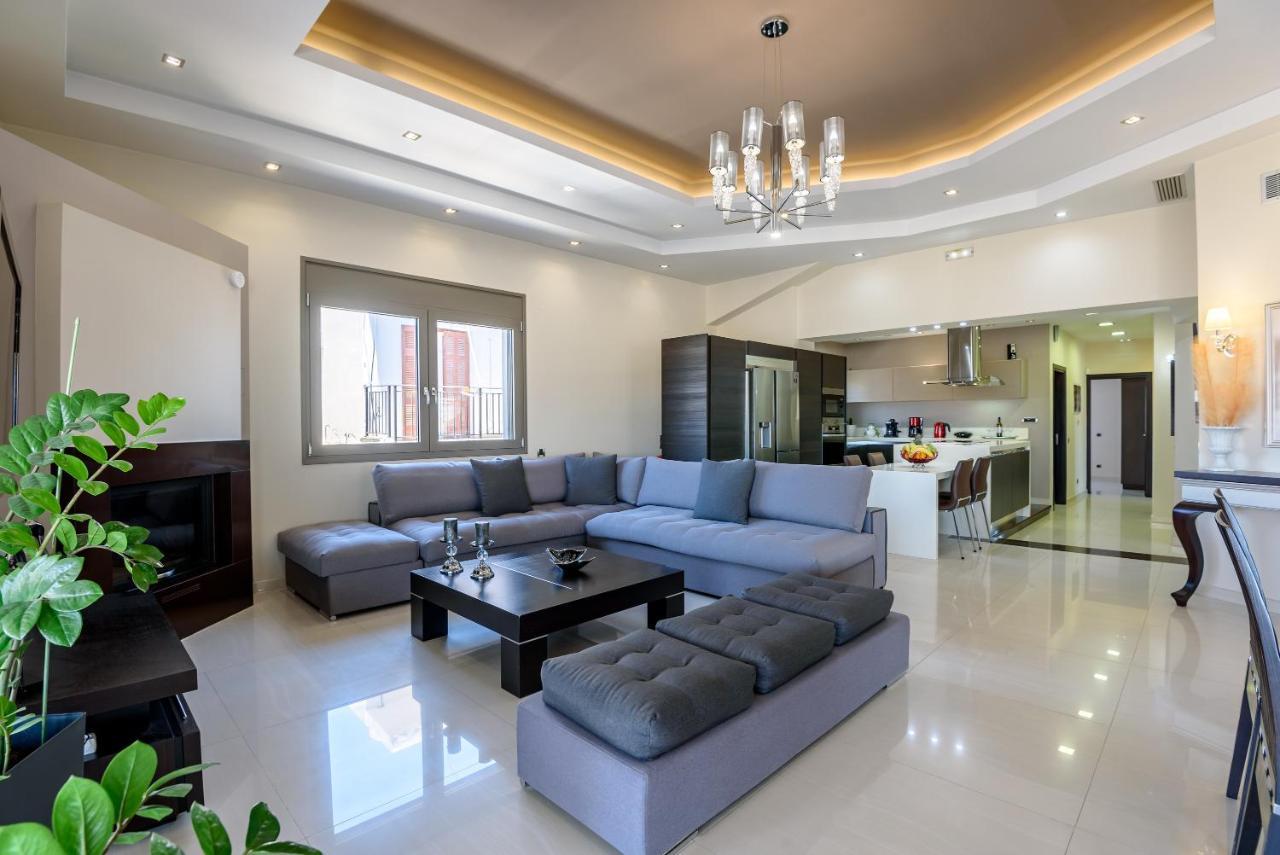 Luxury In Center With Rooftop Swimming Pool Apartment