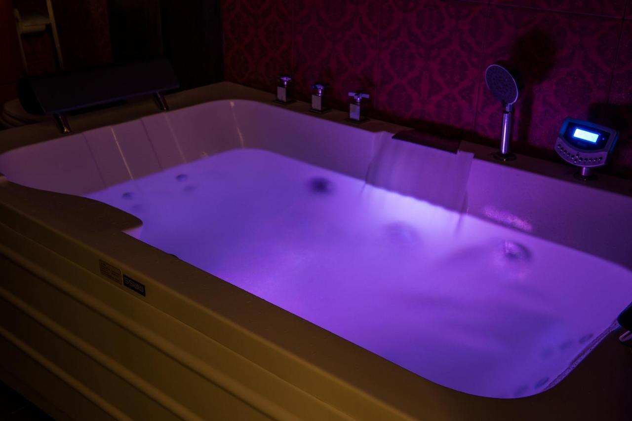 Luxury In Center With Rooftop Swimming Pool Apartment *