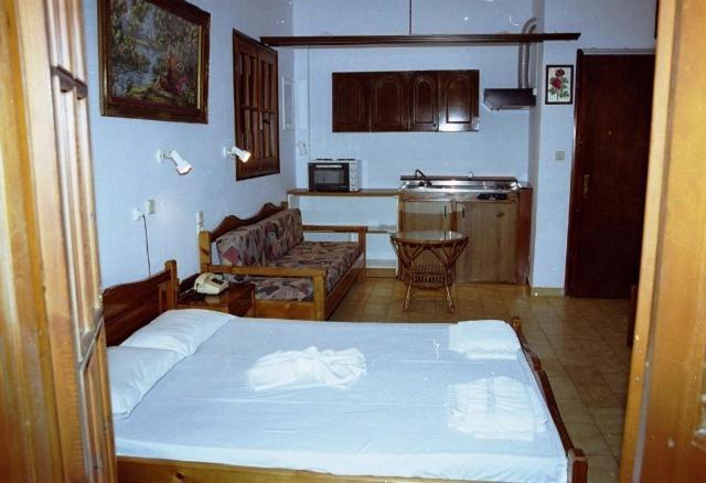 Hotel Elena Chrissi Akti Chania