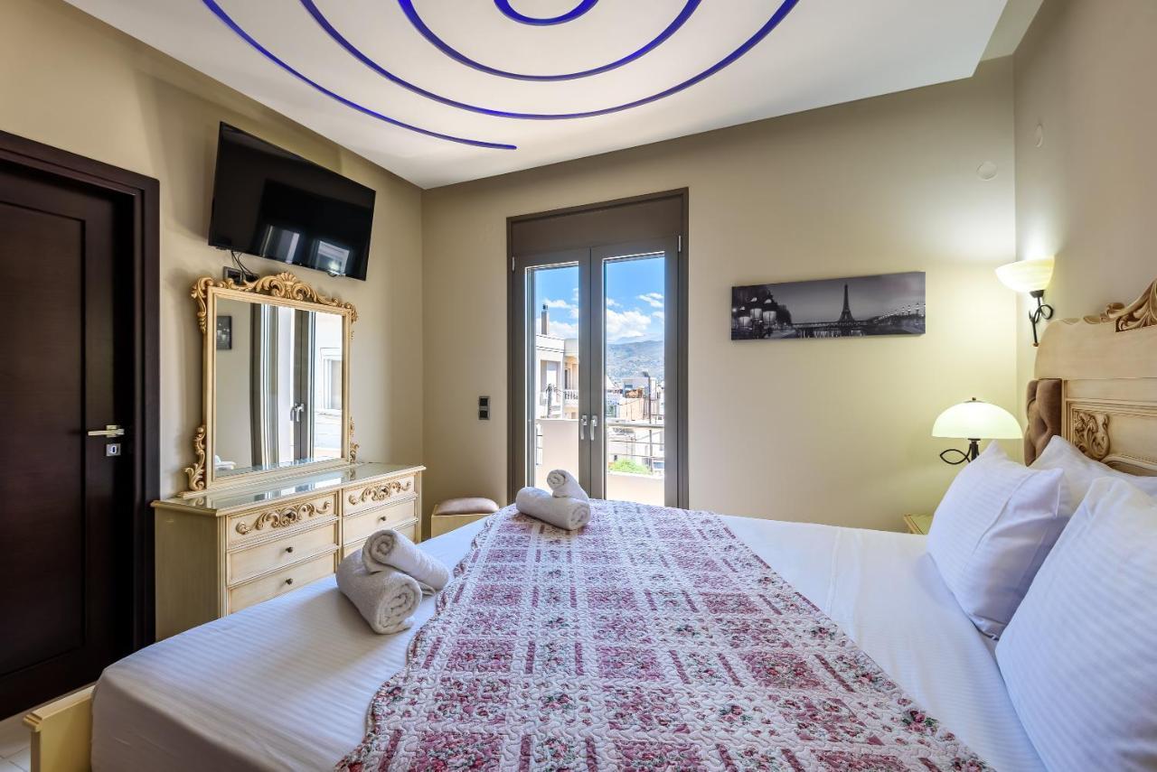 Luxury In Center With Rooftop Swimming Pool * Chania (Crete)