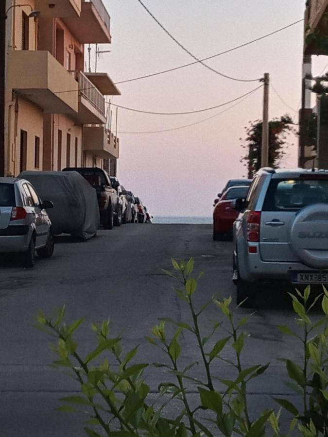 Hrysanthl * Chania (Crete)