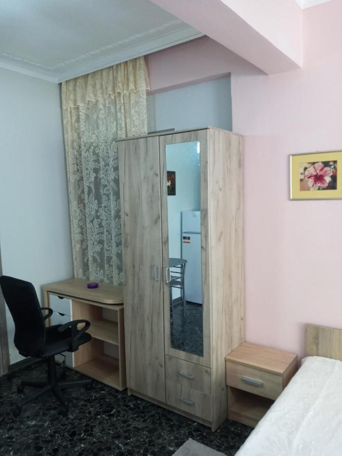 Hrysanthl Apartment *