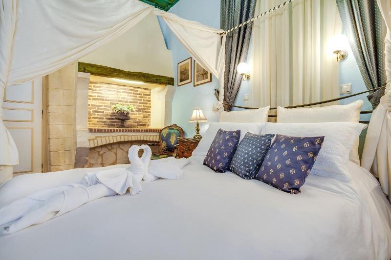 Casa Leone Hotel