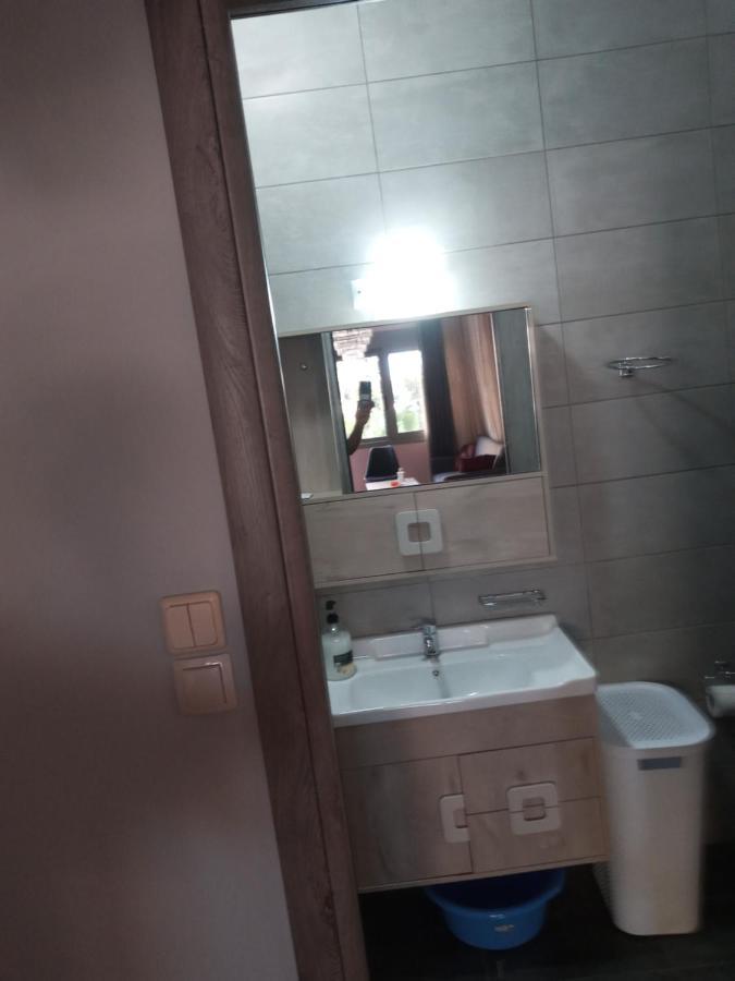 Apartment Hrysanthl *