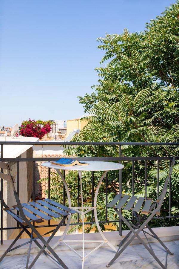 Forum Apartment *