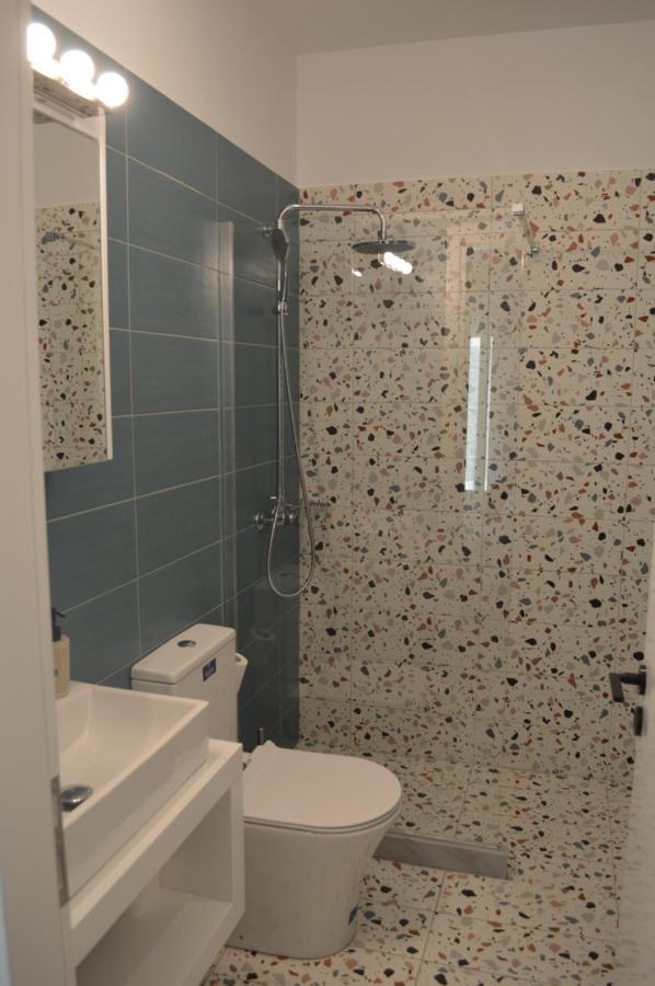 Leonidas House Apartment *