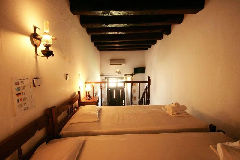 Chania 3*