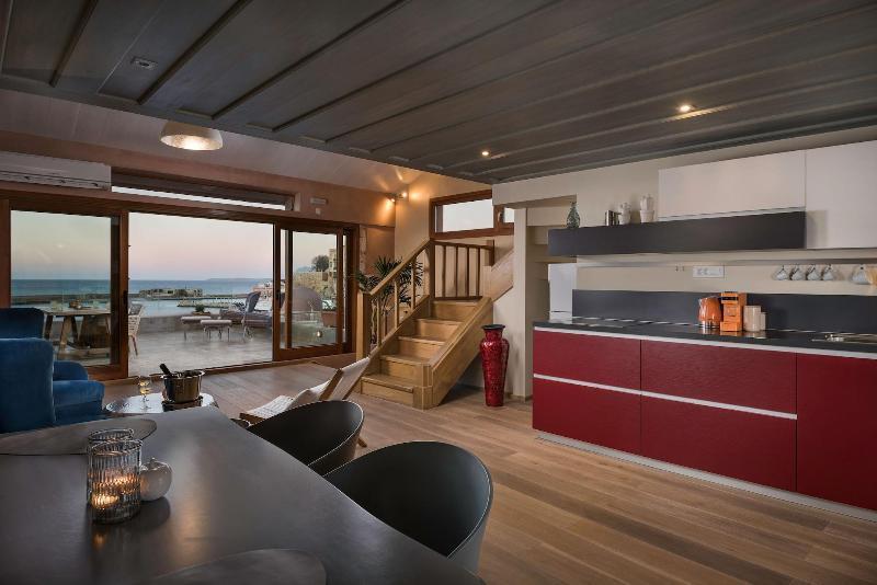Residenza Vranas Boutique Hotel 3* Chania (Crete)
