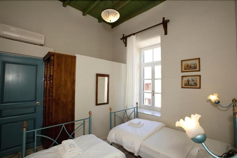 Pandora Aparthotel 4*
