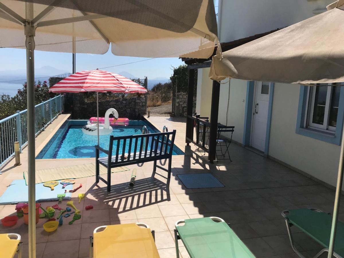 Villa Tranquil Vista Villa: Seaside Retreat With Private Pool Chania (Crete)