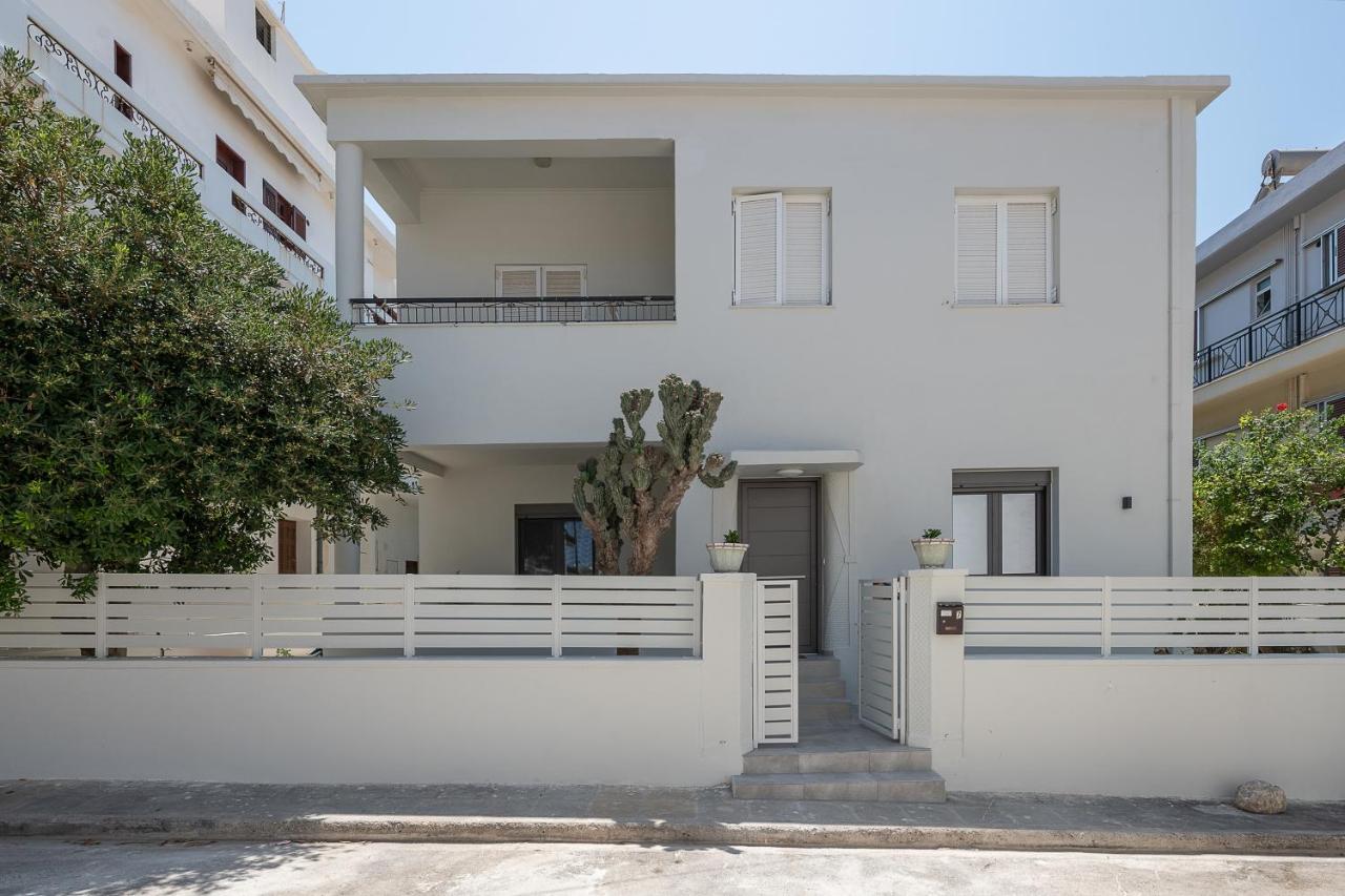 White In The Heart Of Chania Apartment *