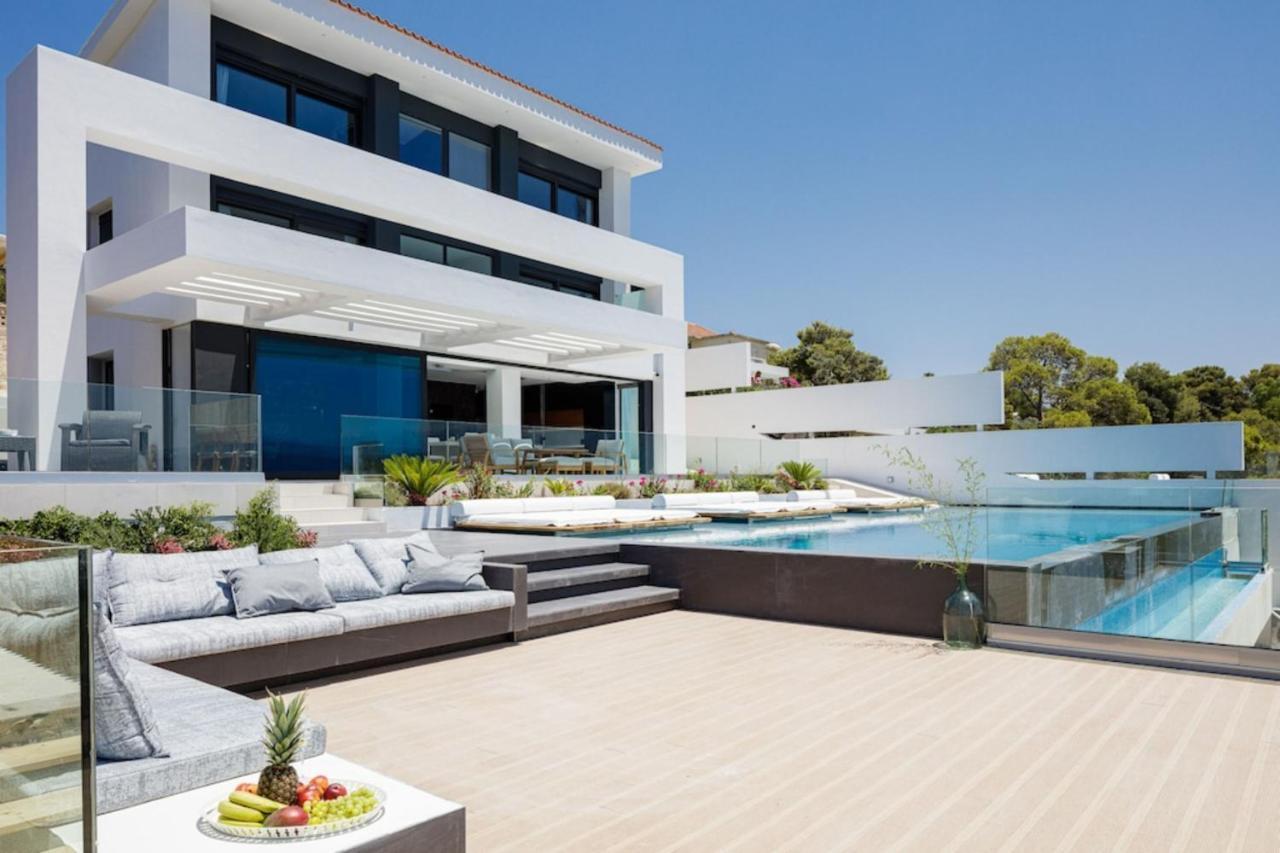 Villa Regal *