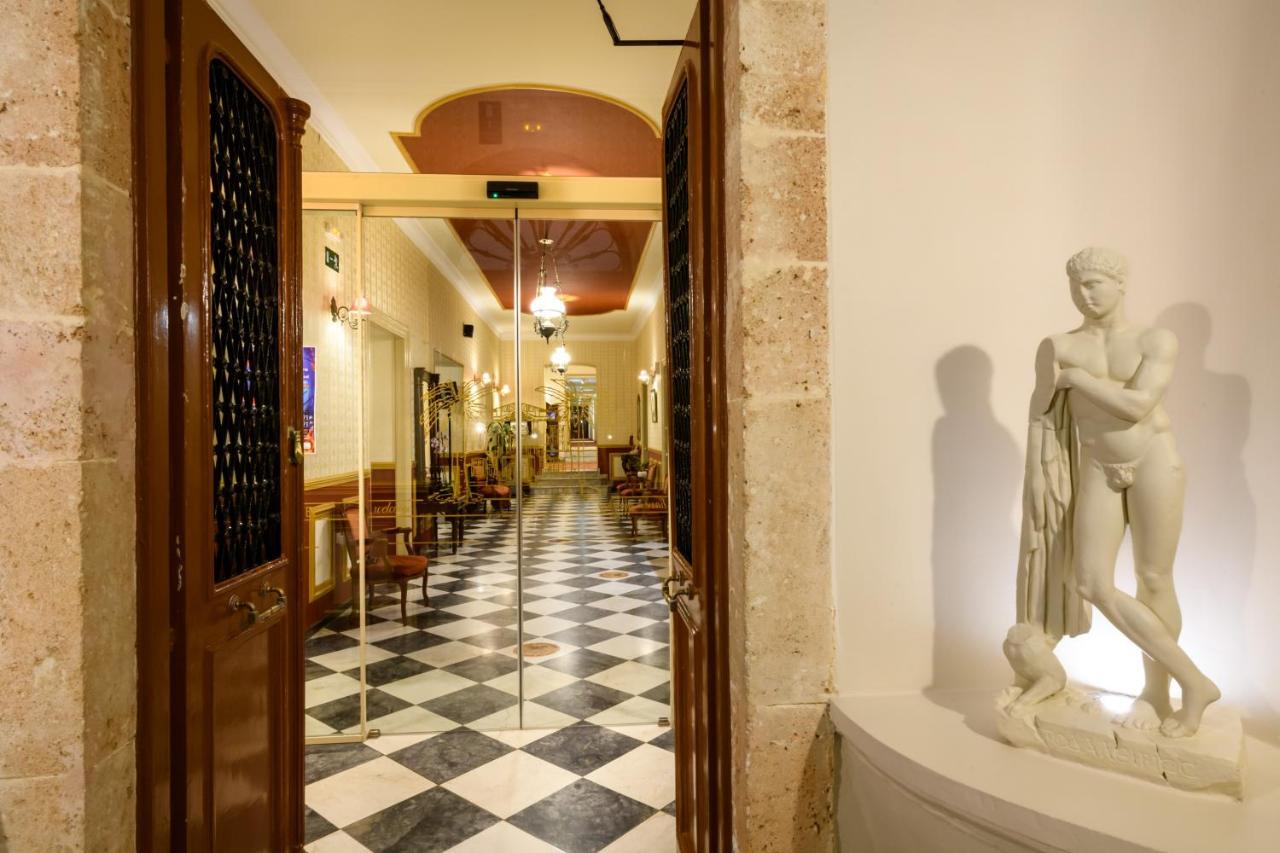 Hotel Halepa