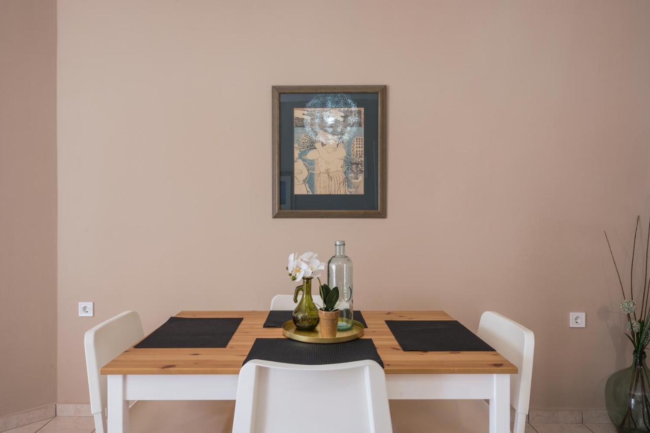 Tholos Apartment *