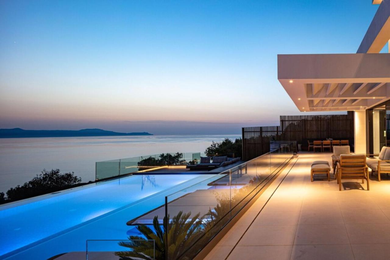 Regal Villa