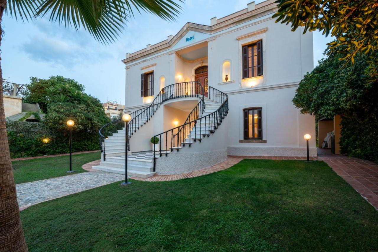 Halepa Chrissi Akti Chania