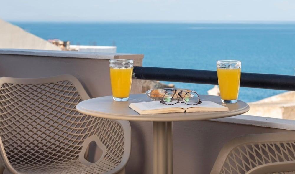 Mirma Luxury Apartment