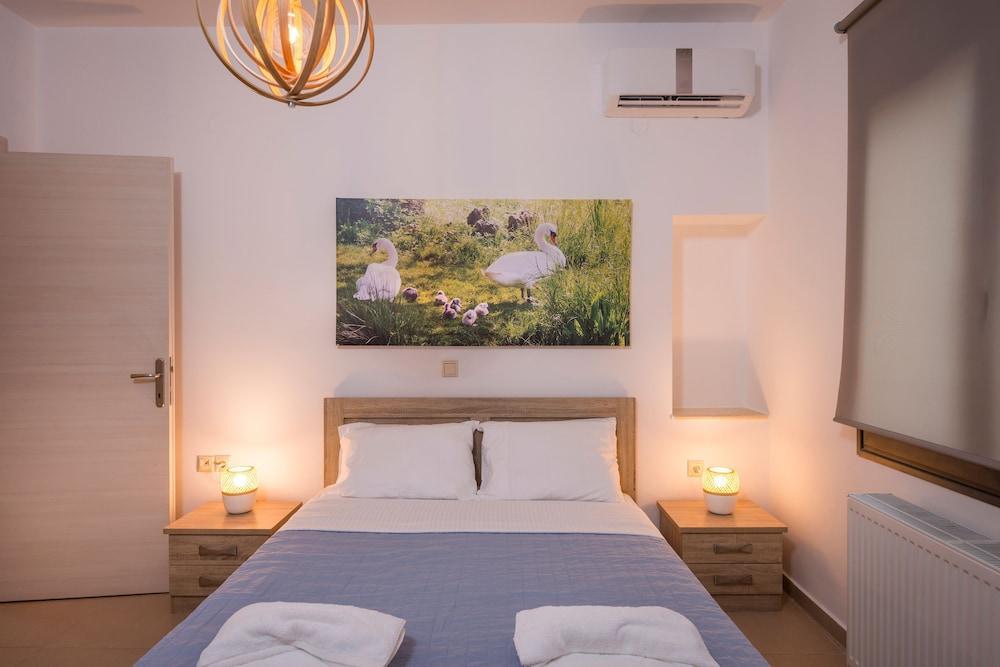 Aequor Luxury Apartment *