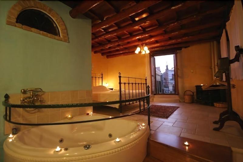 Ifigenia Lux Maisonette In Oldtown And In Theriso Vilage 14 Km Outside Of Chania *