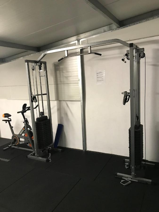 Beachfront Lux & Gym 4 *