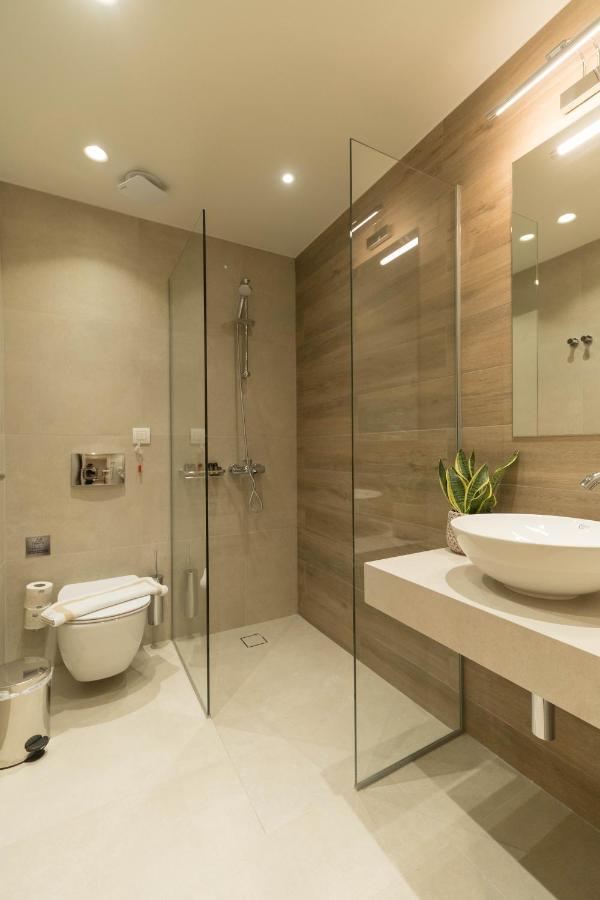 Antel & Apartment