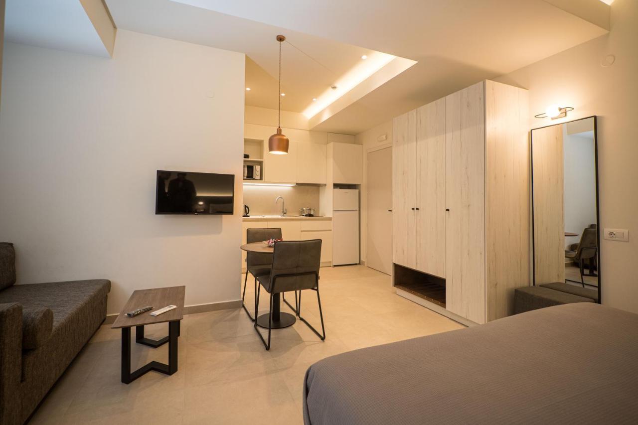 Apartment Antel & Chania (Crete)