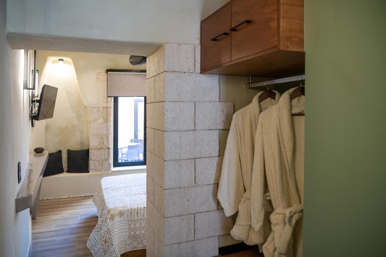 Hall Il Cutti
