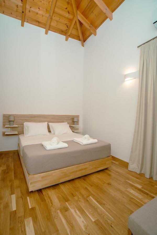 Fragios House Holiday home *