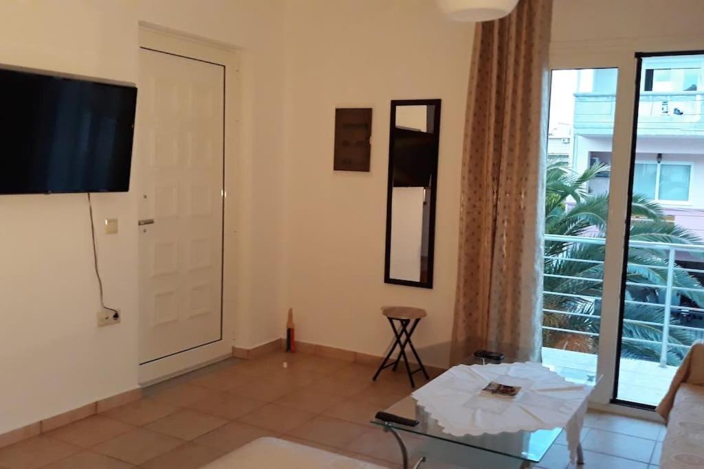 Apartment Cozy New Nea Chora