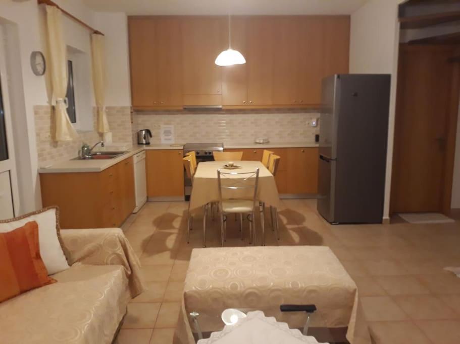 Apartment Cozy New Nea Chora