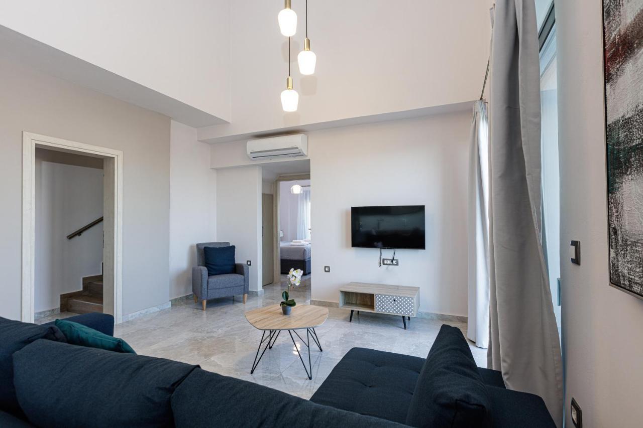 Hotel Aurora Suites *