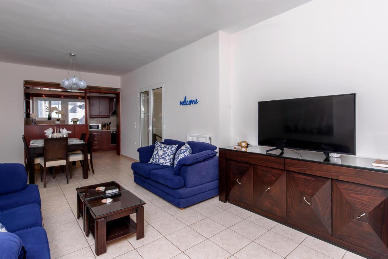 Voula's Place Apartment