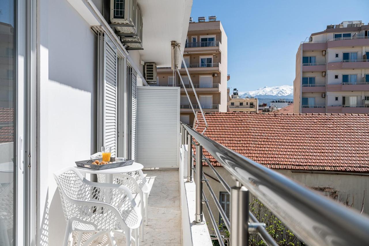 Apartment West *
