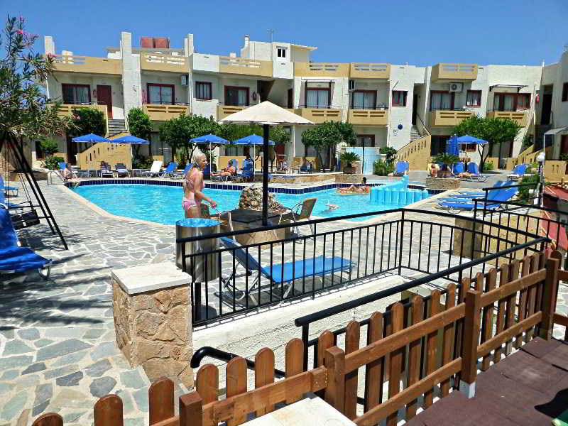 Paradise Hotel 2*