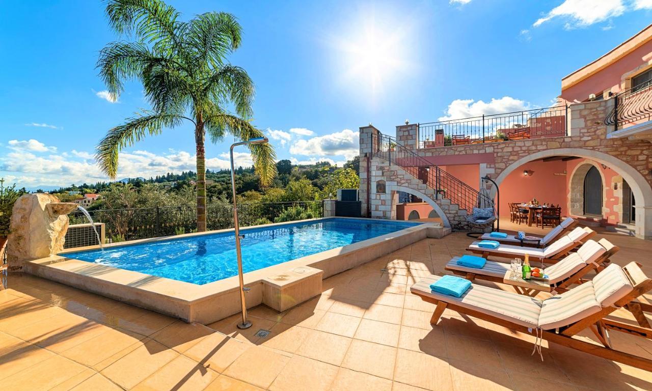 Steve Kois Heated Pool Villa Chania (Crete)