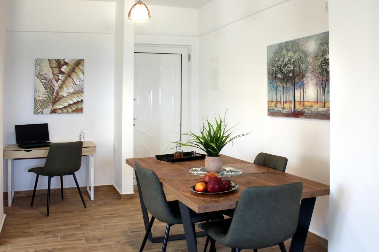 Apartment Thalia Chanla *