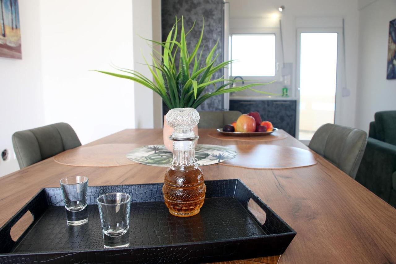 Apartment Thalia Chanla