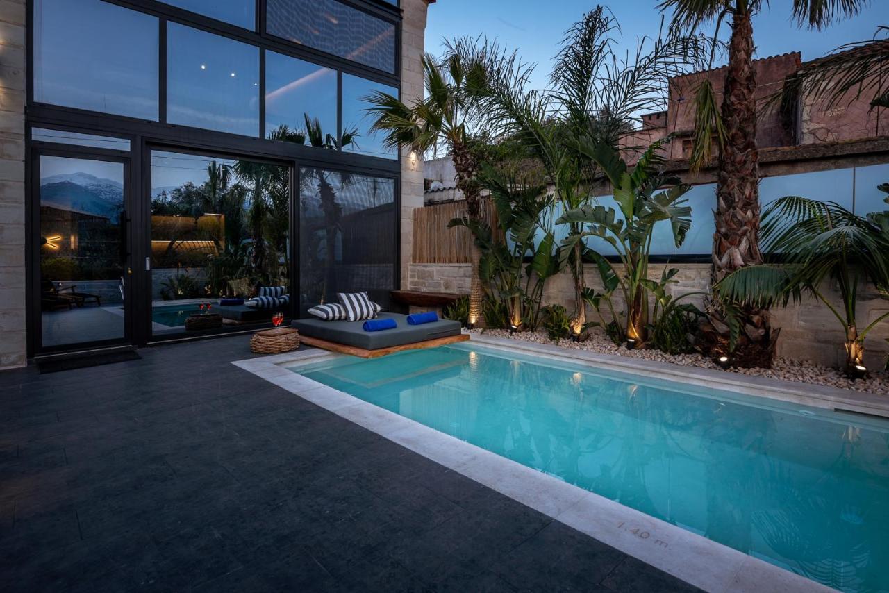 Armenus, Private Pool, Garden, Bbq