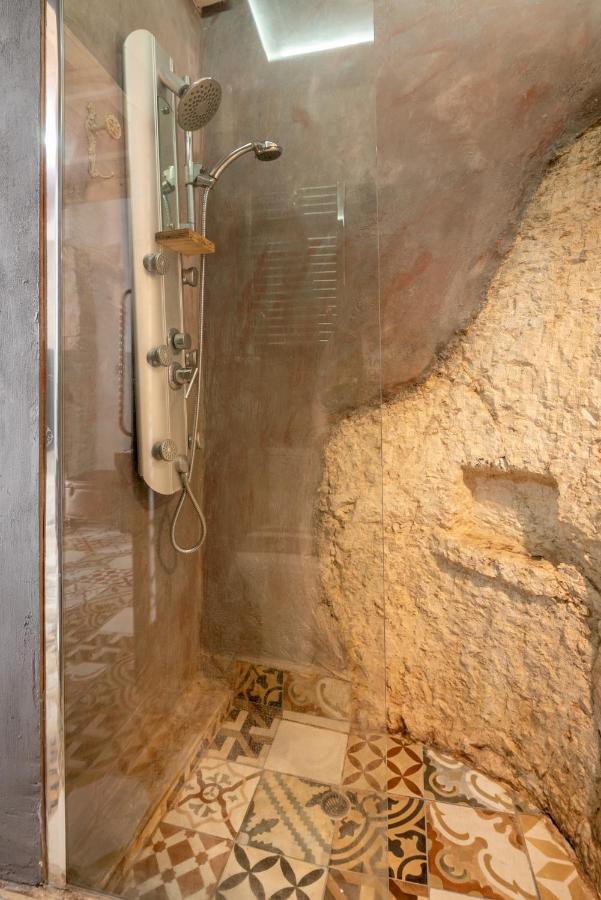 Armenus, Private Pool, Garden, Bbq