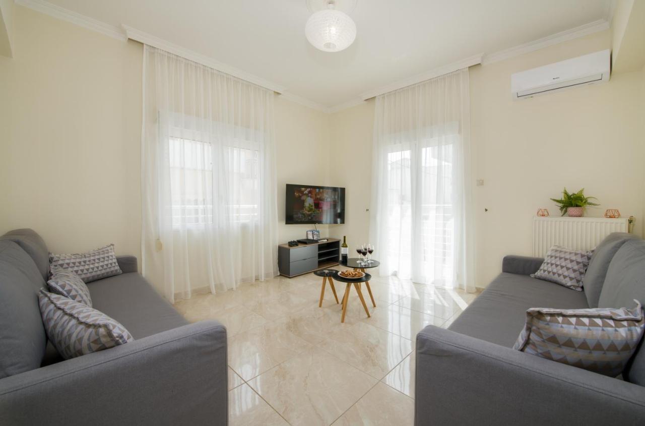 Center Manolia Dream 3 Bedroom 100m Away From The Apartment