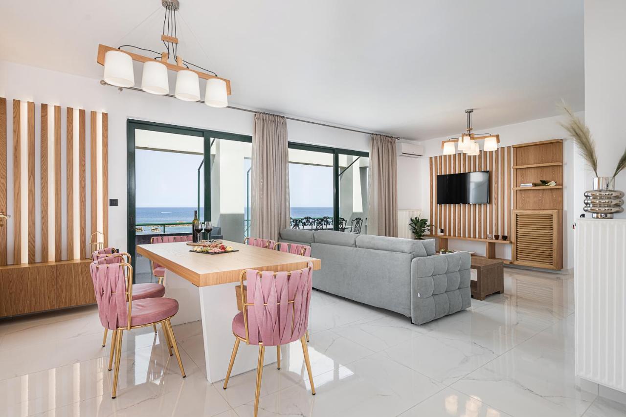 Elia Penthouse *