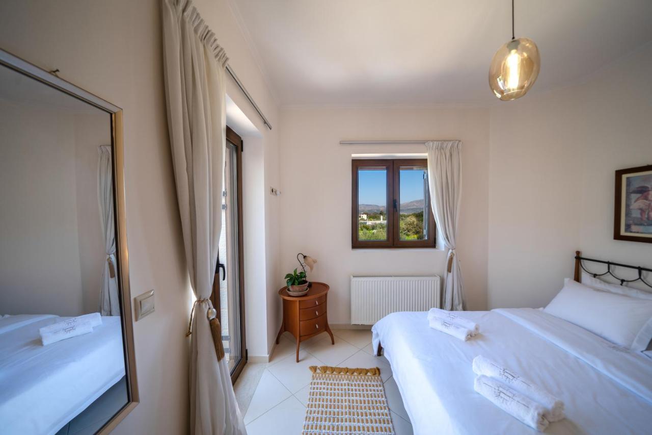Villa Fos - φωσ ,luxury Chania (Crete)