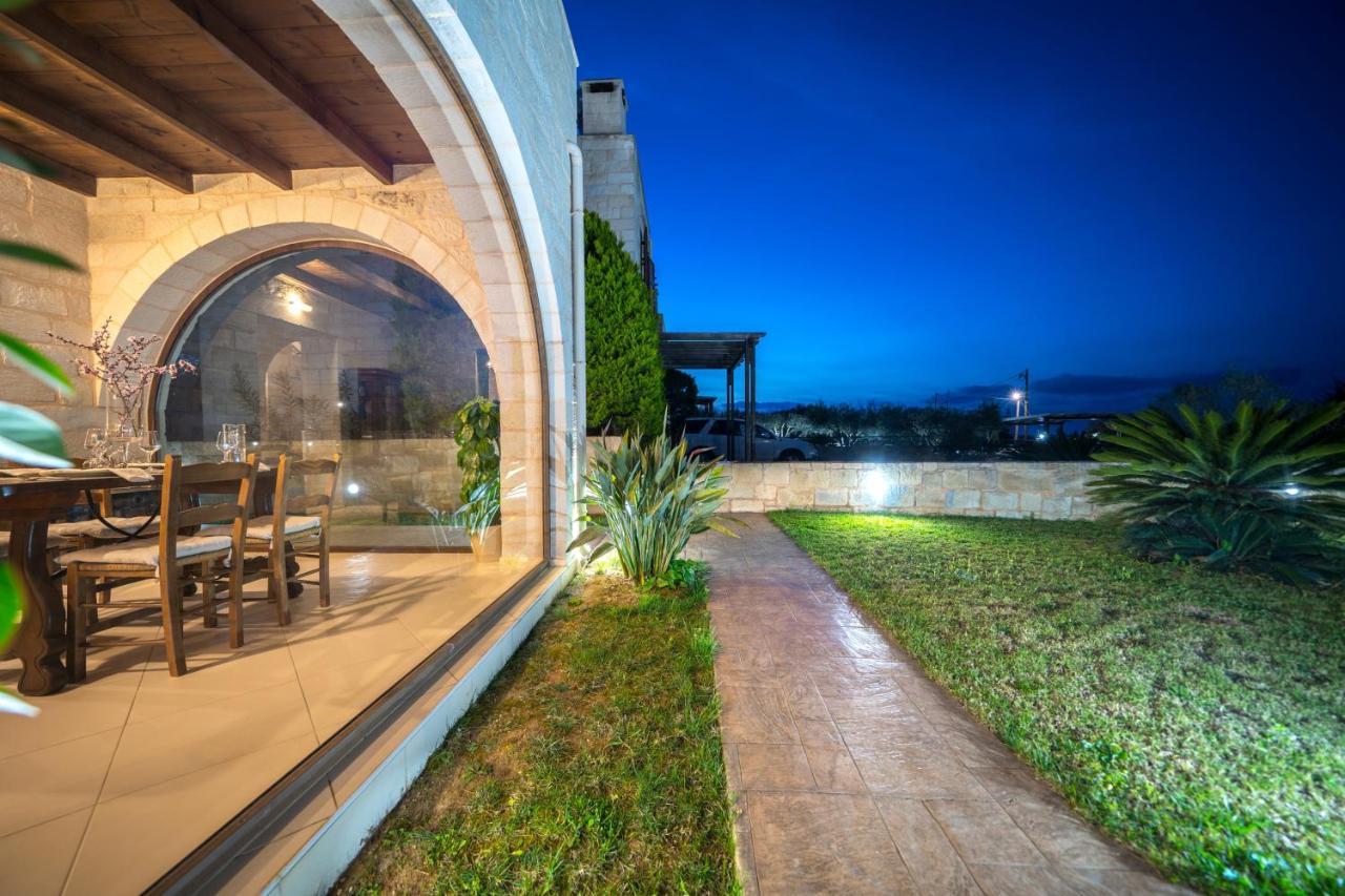 Fos - φωσ ,luxury * Chania (Crete)