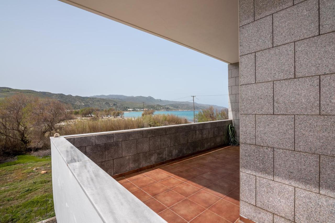 Apartment Agiazi Beachfront