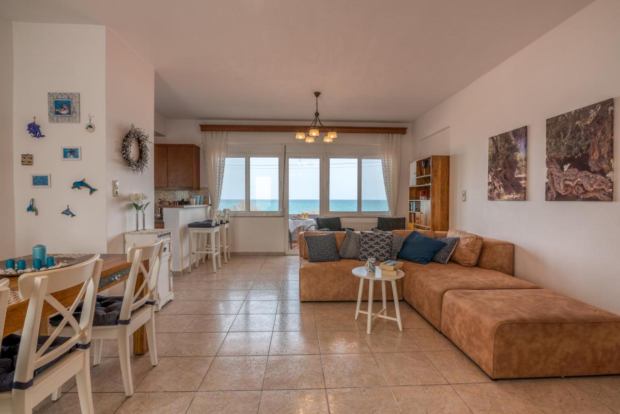 Apartment Agiazi Beachfront *