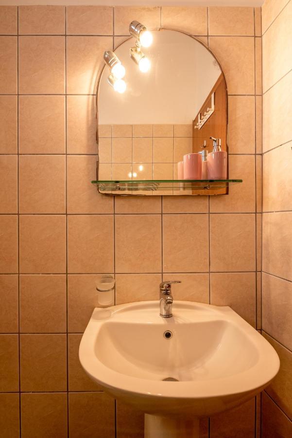 Apartment Agiazi Beachfront *