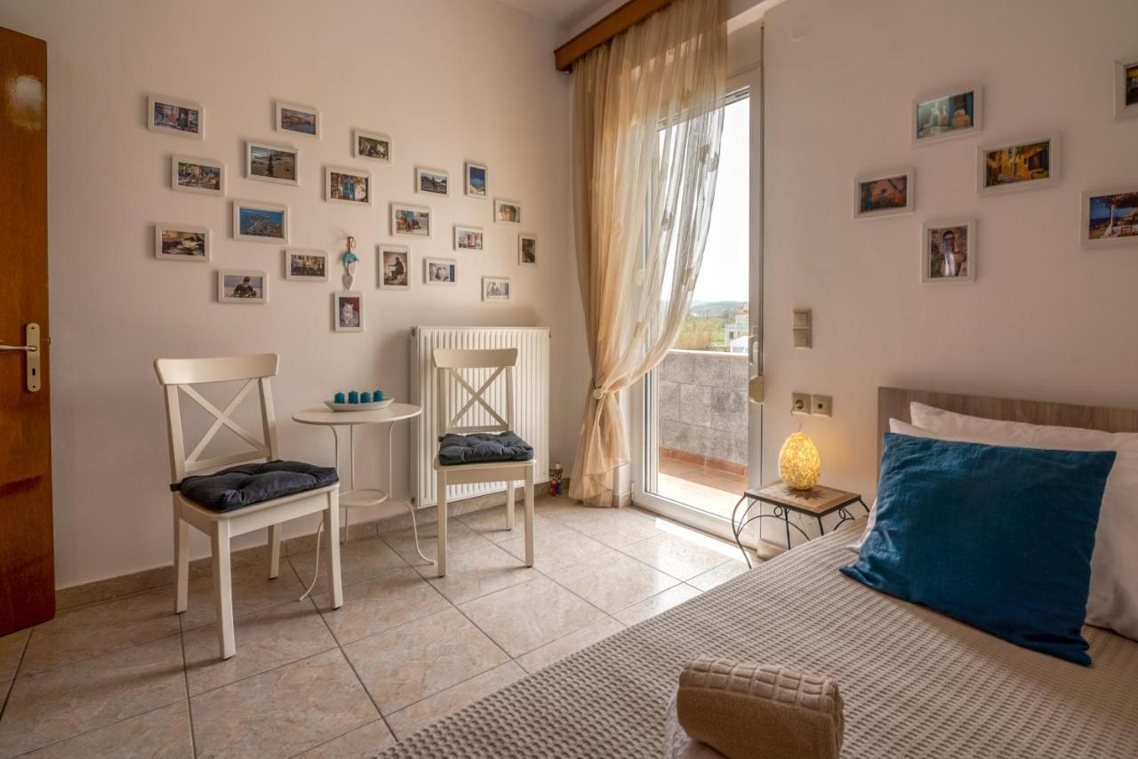 Agiazi Beachfront Apartment *