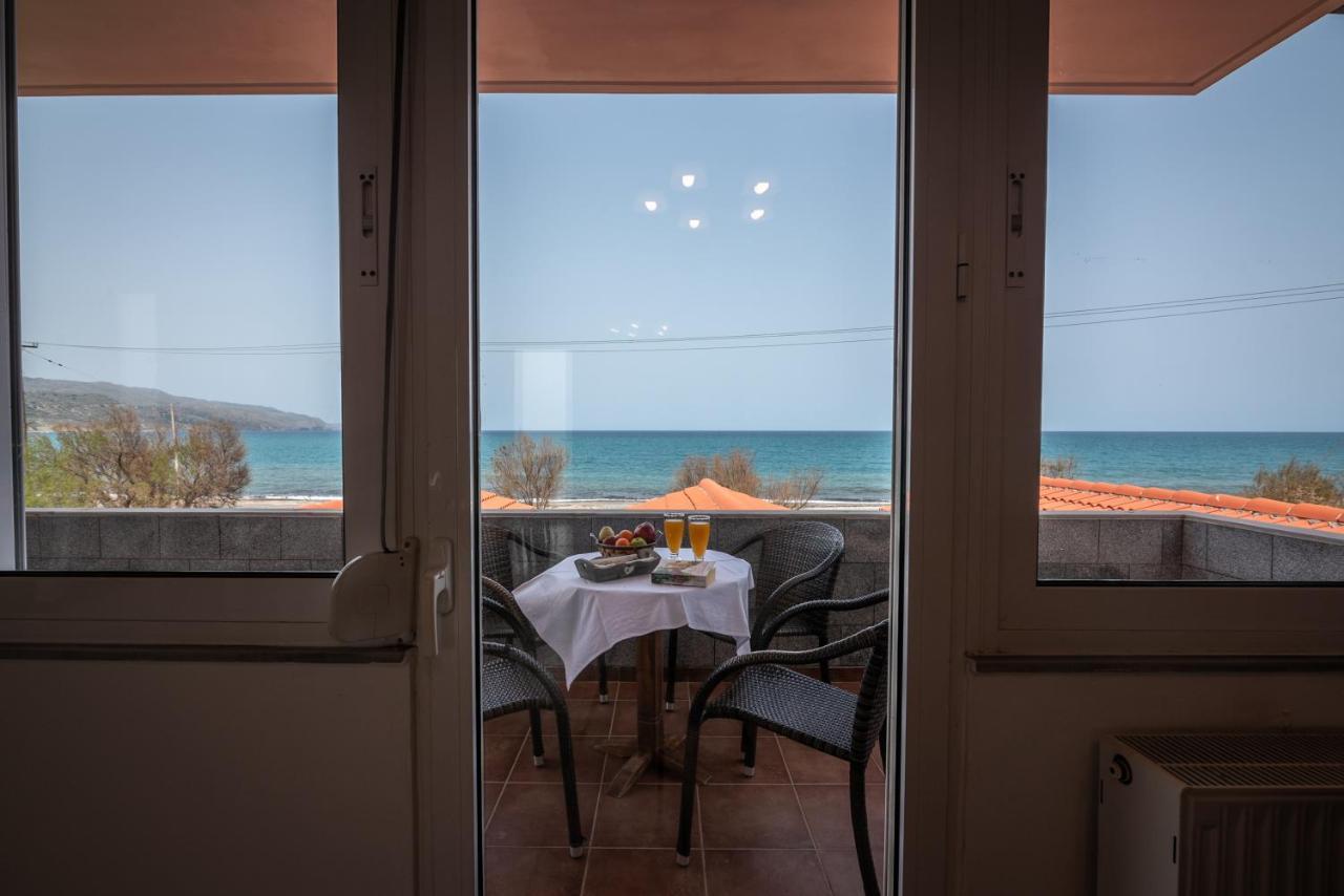 Apartment Agiazi Beachfront
