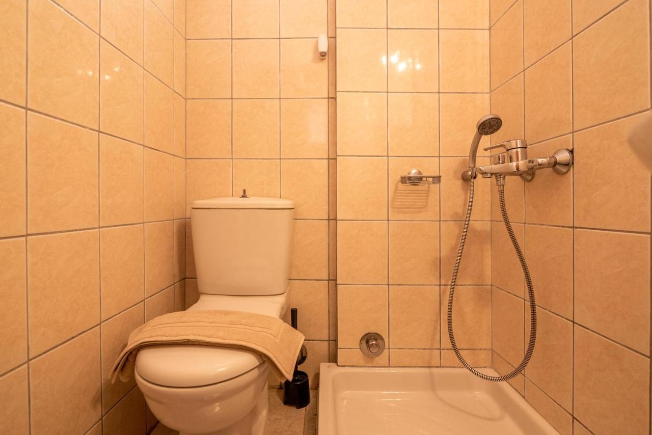 Agiazi Beachfront Apartment Chania (Crete)